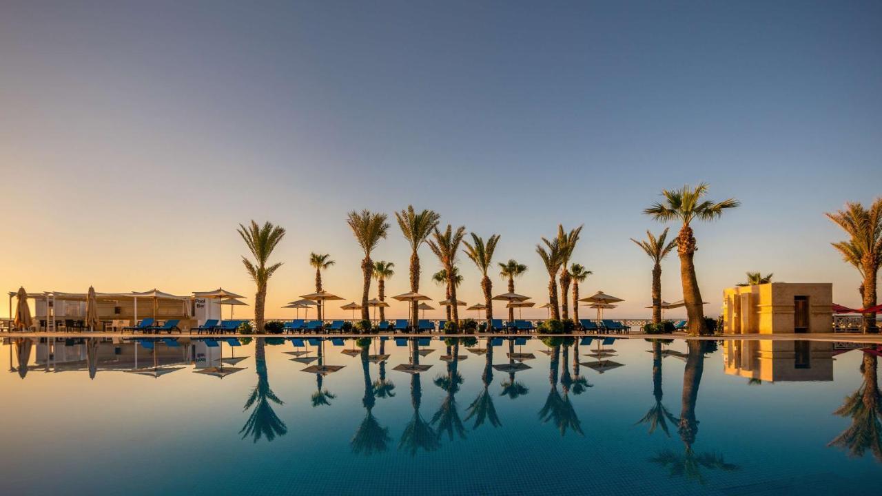 Radisson Blu Resort & Thalasso Hammamet Exteriör bild The pool at the Royal Beach Palace