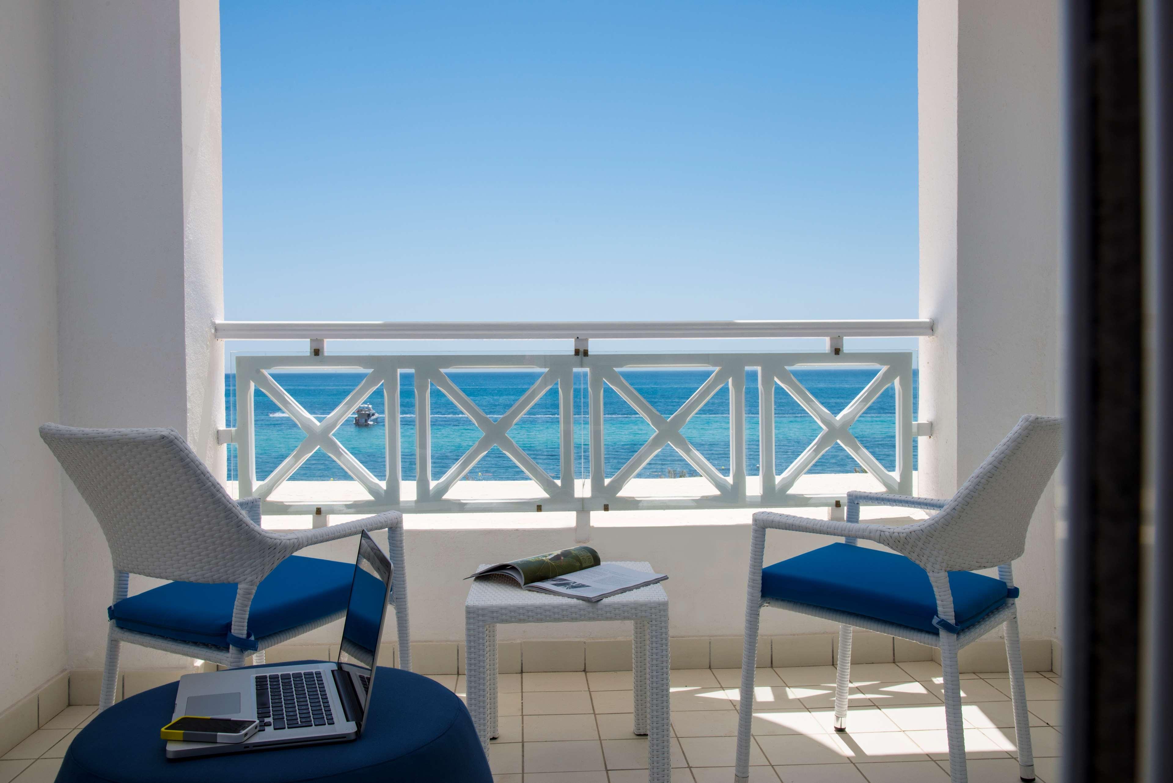 Radisson Blu Resort & Thalasso Hammamet Exteriör bild Balcony of a room at the Iberostar Grand Hotel Bávaro