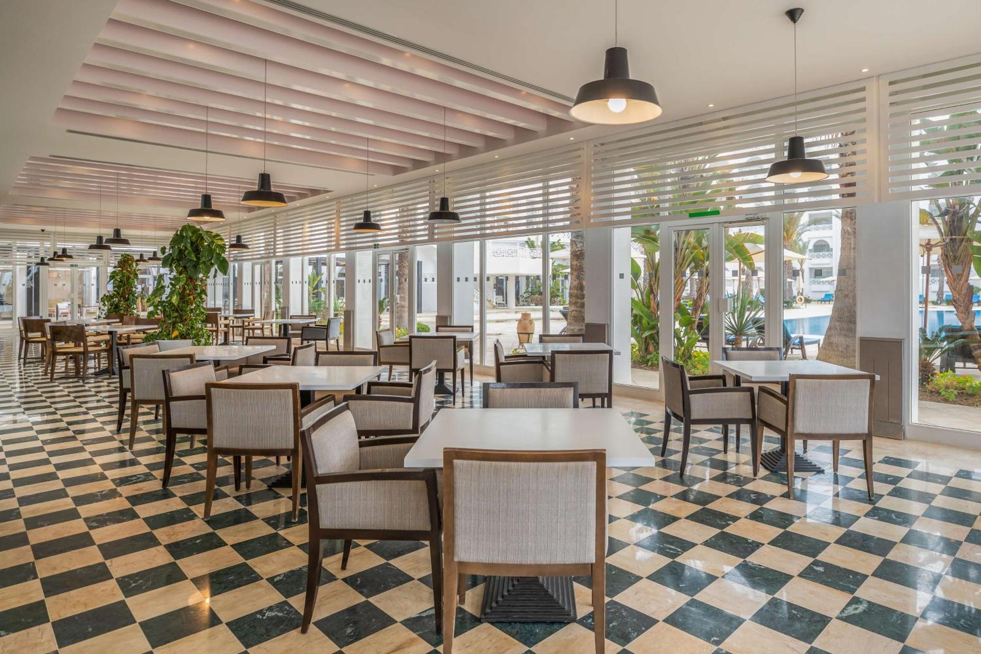 Radisson Blu Resort & Thalasso Hammamet Exteriör bild Restaurant