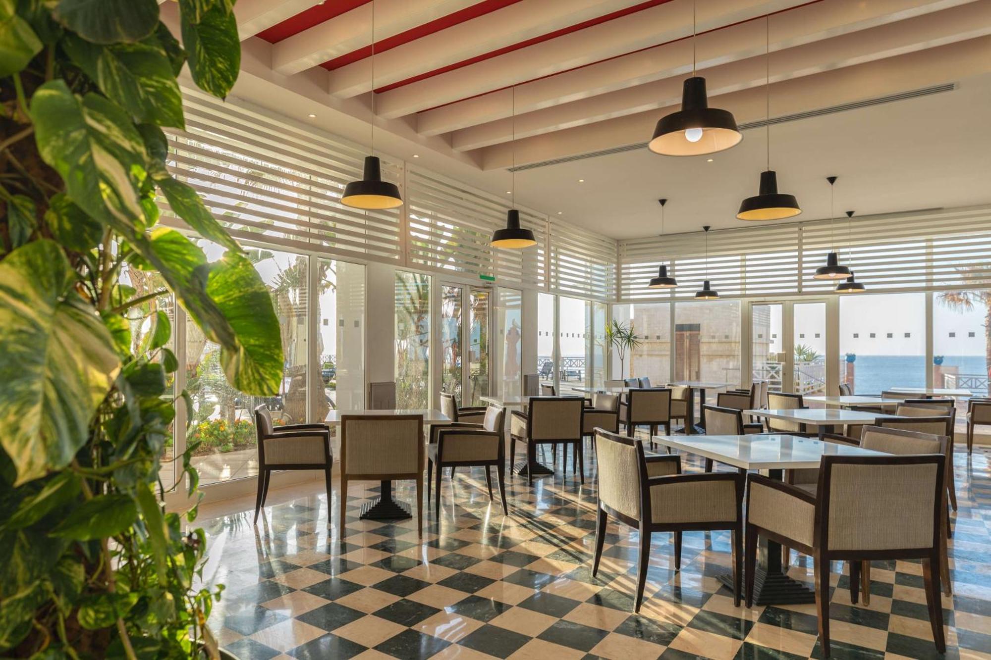 Radisson Blu Resort & Thalasso Hammamet Exteriör bild The restaurant